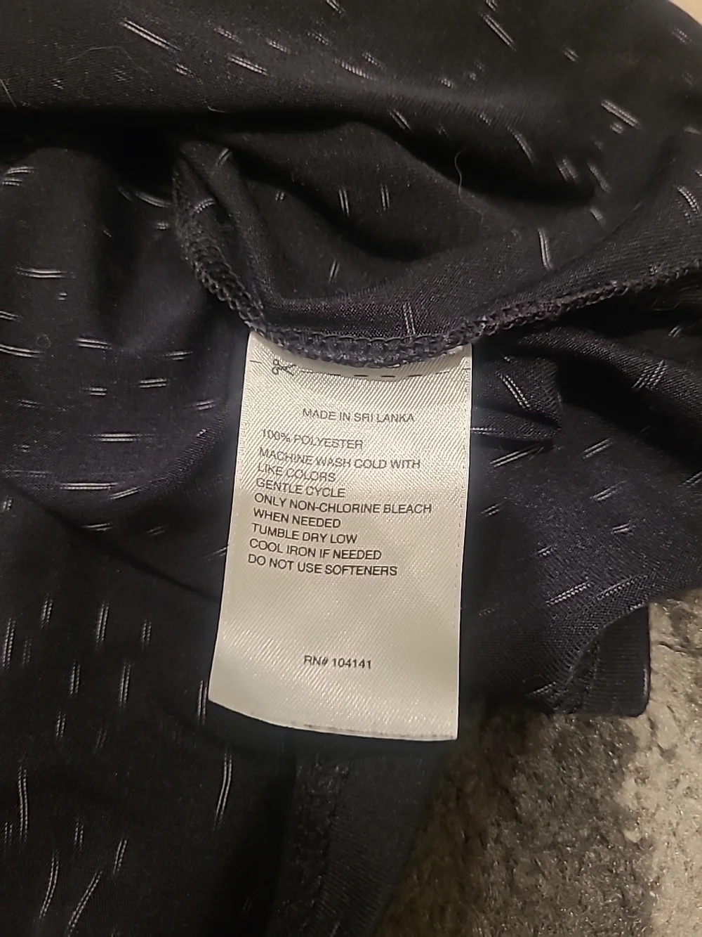 Reebok Women’s Athletic Top Size L VNeck Speckled Speedwick BLK/WhT Activewear - Picture 10 of 12